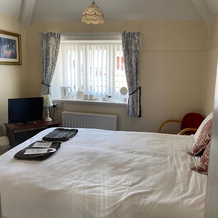 Hq Pencadlys Ξενοδοχείο Prestatyn Εξωτερικό φωτογραφία